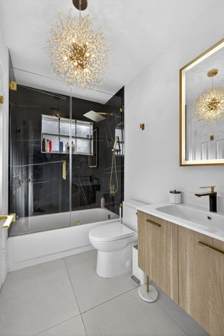 18 Selby Lane, Palm Beach Gardens, FL 33418