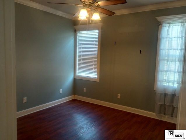 211 3RD STREET, Winnsboro, LA 71295