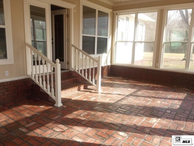 211 3RD STREET, Winnsboro, LA 71295