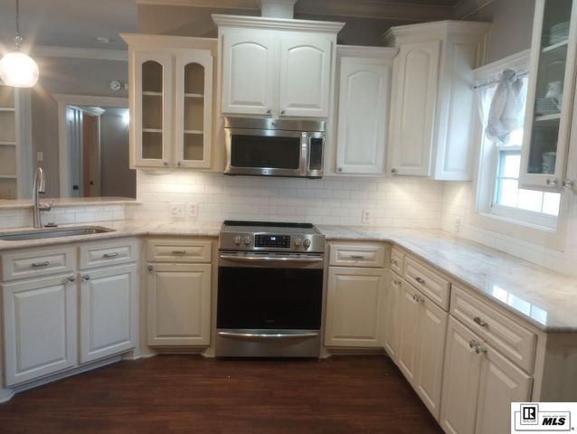 211 3RD STREET, Winnsboro, LA 71295