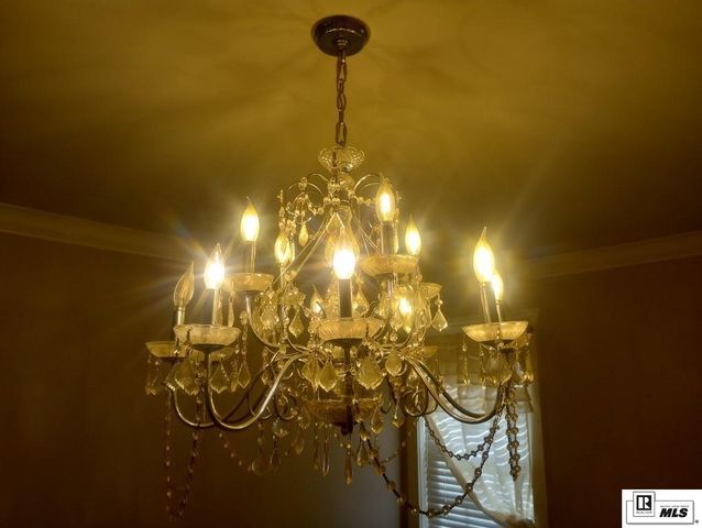 211 3RD STREET, Winnsboro, LA 71295