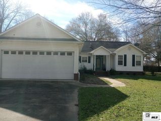 211 3RD STREET, Winnsboro, LA 71295
