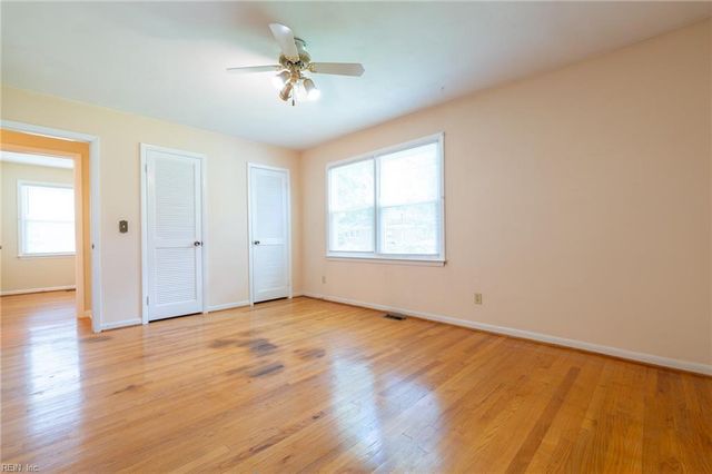 2885 East Point DR, Chesapeake, VA 23321