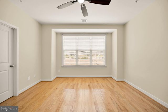 8331 LOOKING GLASS WAY, Fairfax, VA 22031