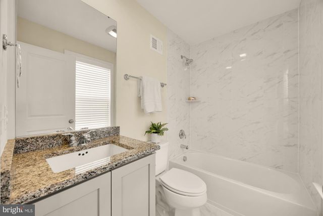 8331 LOOKING GLASS WAY, Fairfax, VA 22031