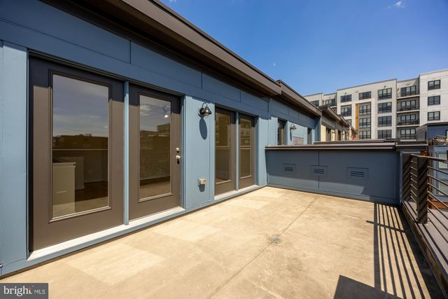 8331 LOOKING GLASS WAY, Fairfax, VA 22031