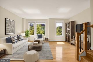 8331 LOOKING GLASS WAY, Fairfax, VA 22031