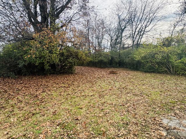 105 Iris Ave, Old Hickory, TN 37138