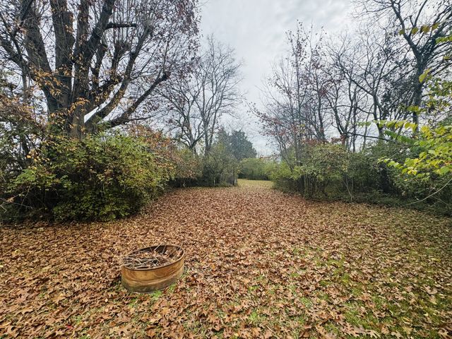 105 Iris Ave, Old Hickory, TN 37138