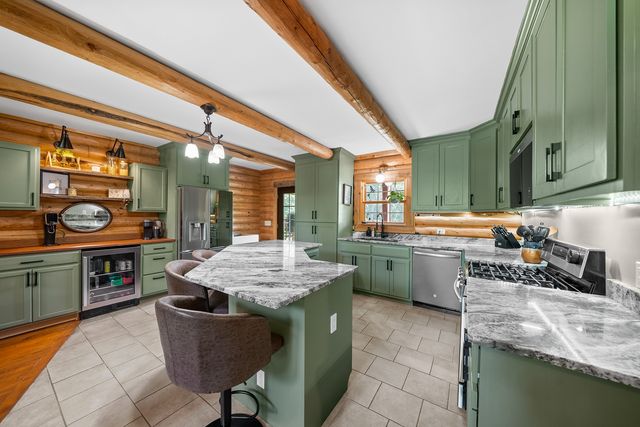 480 Seaton Dr, Smithville, TN 37166