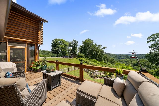 480 Seaton Dr, Smithville, TN 37166