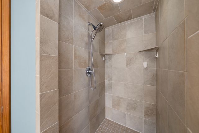 480 Seaton Dr, Smithville, TN 37166