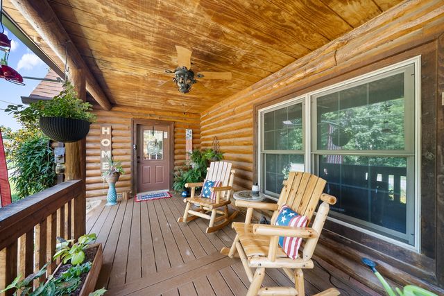 480 Seaton Dr, Smithville, TN 37166
