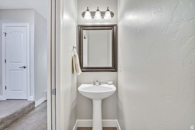 585 E WYNGATE POINTE LN, Draper, UT 84020