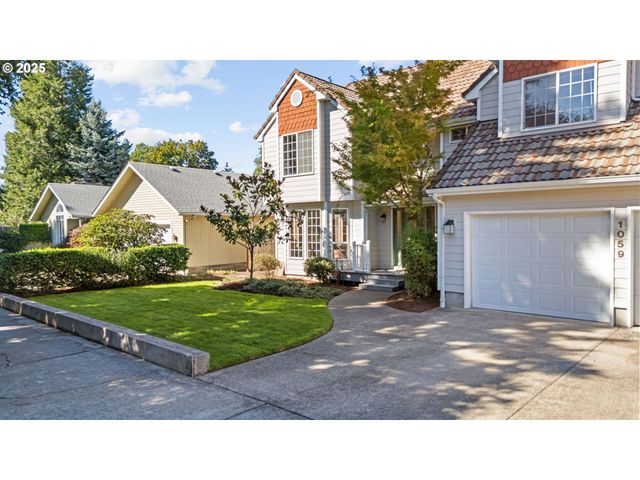 1059 CAL YOUNG Rd, Eugene, OR 97401