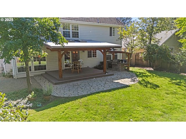 1059 CAL YOUNG Rd, Eugene, OR 97401