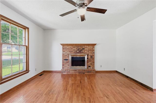 6718 Brink Street, Kansas City, MO 64152