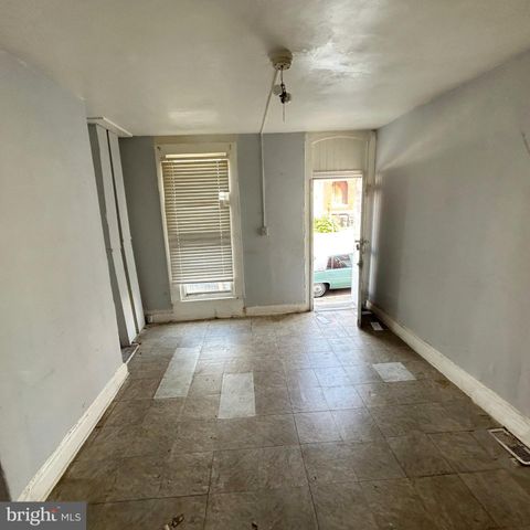 2127 HOLLINS ST, Baltimore, MD 21223