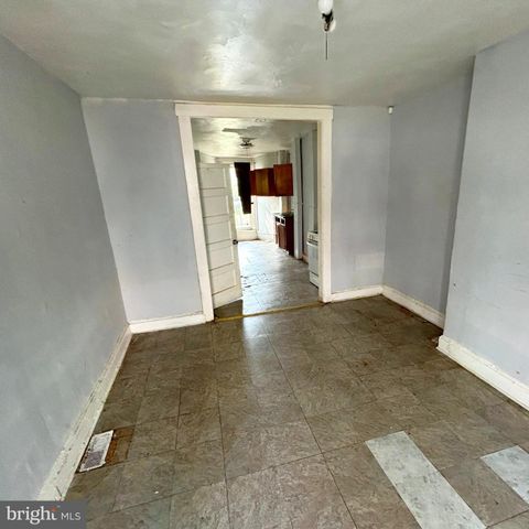 2127 HOLLINS ST, Baltimore, MD 21223