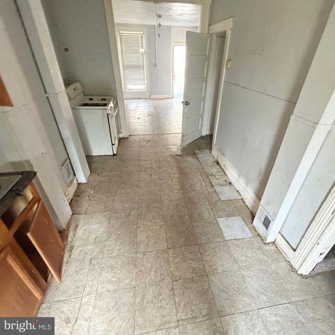 2127 HOLLINS ST, Baltimore, MD 21223