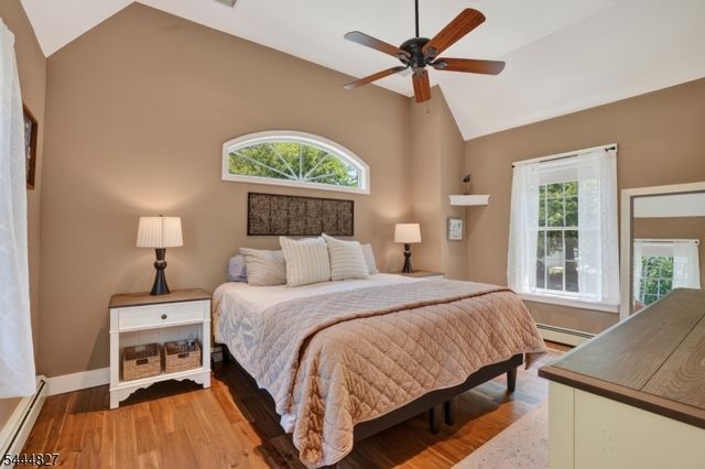43 Chestnut St, Livingston Twp., NJ 07039