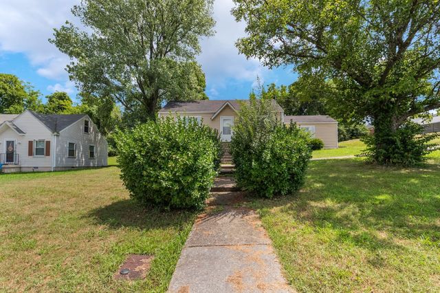 2417 Grover St, Nashville, TN 37207
