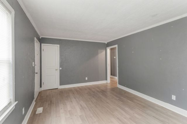 2417 Grover St, Nashville, TN 37207