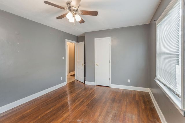 2417 Grover St, Nashville, TN 37207