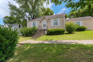 2417 Grover St, Nashville, TN 37207