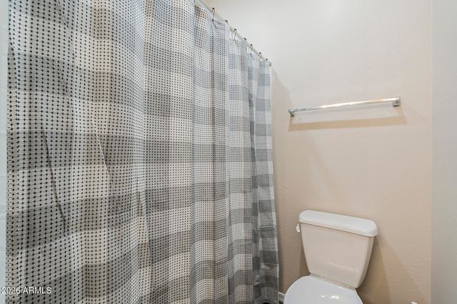 1825 E HAMPTON Lane 111, Gilbert, AZ 85295