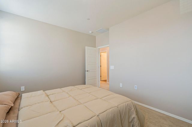 1825 E HAMPTON Lane 111, Gilbert, AZ 85295