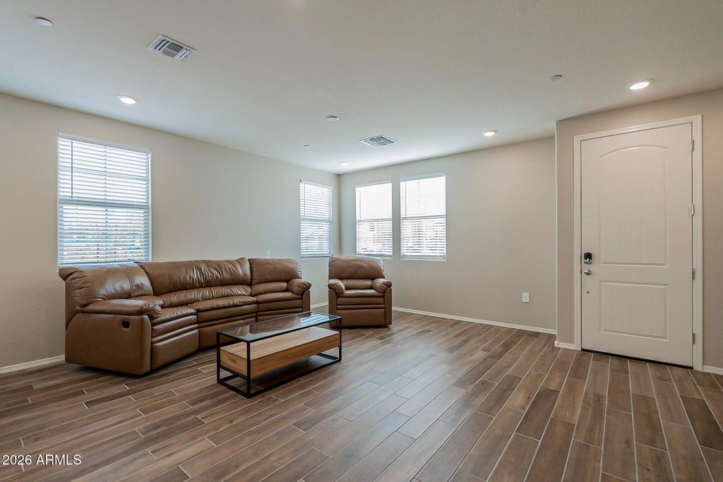 1825 E HAMPTON Lane 111, Gilbert, AZ 85295 — photo 3