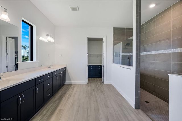 19600 Waterman CT, Fort Myers, FL 33913