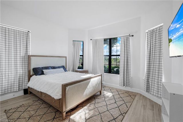 19600 Waterman CT, Fort Myers, FL 33913