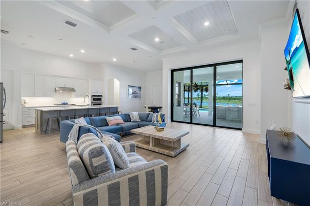 19600 Waterman CT, Fort Myers, FL 33913