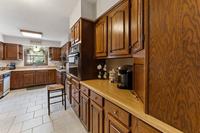 3687 Airport Road, Crestview, FL 32539