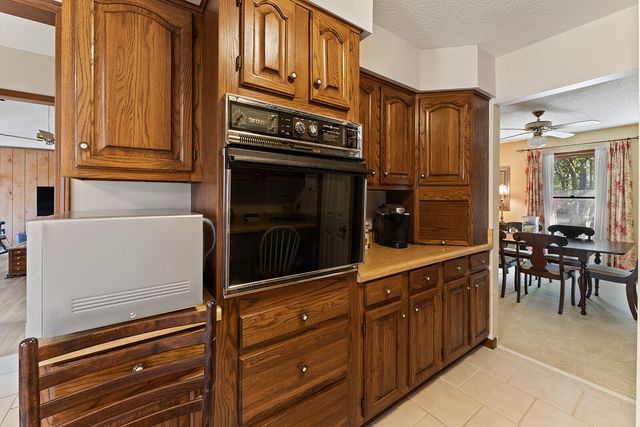 3687 Airport Road, Crestview, FL 32539