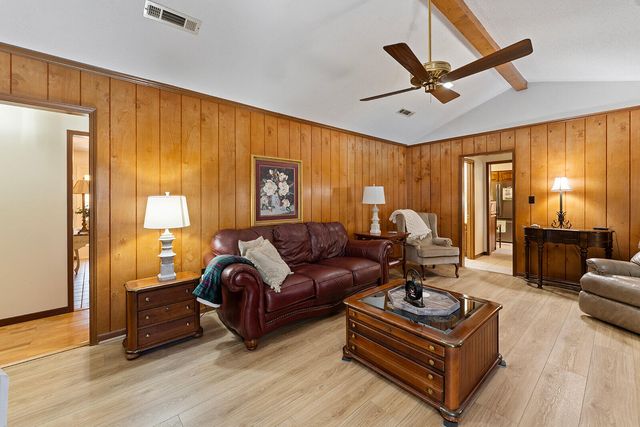 3687 Airport Road, Crestview, FL 32539