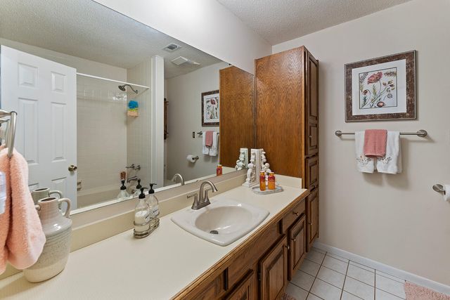 3687 Airport Road, Crestview, FL 32539