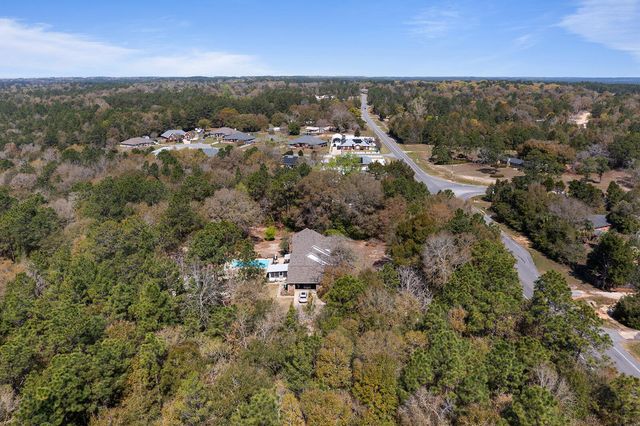 3687 Airport Road, Crestview, FL 32539