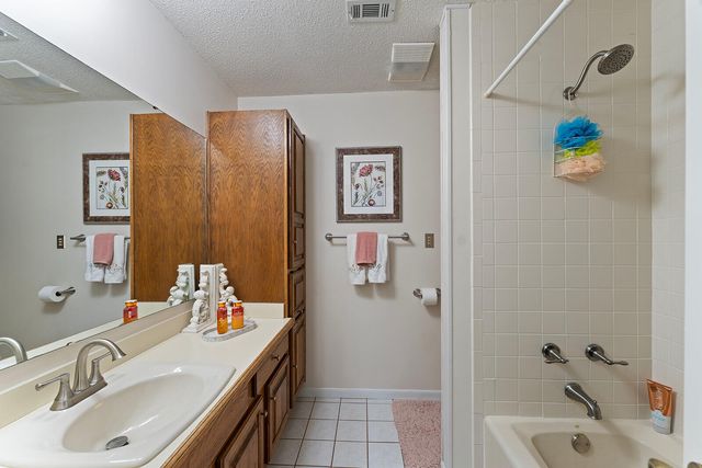 3687 Airport Road, Crestview, FL 32539