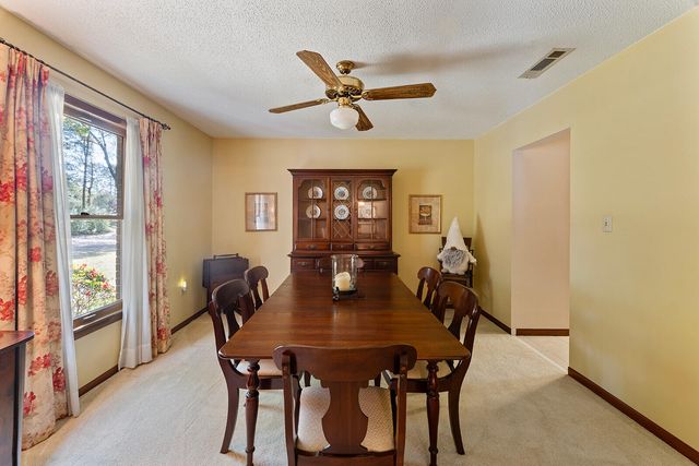 3687 Airport Road, Crestview, FL 32539