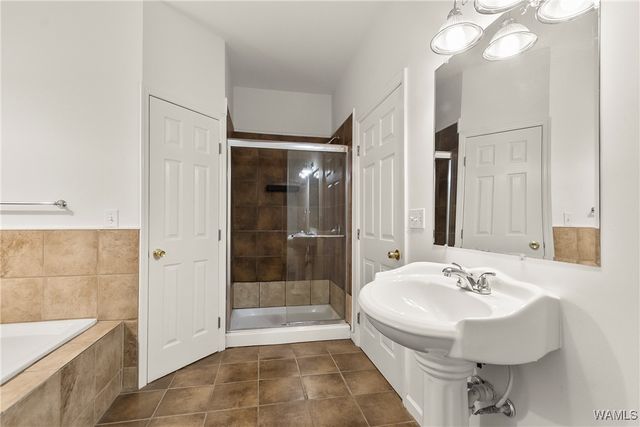 4007 Savanah, Northport, AL 35473