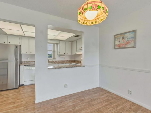 301 Circle Drive S 103, Boynton Beach, FL 33435