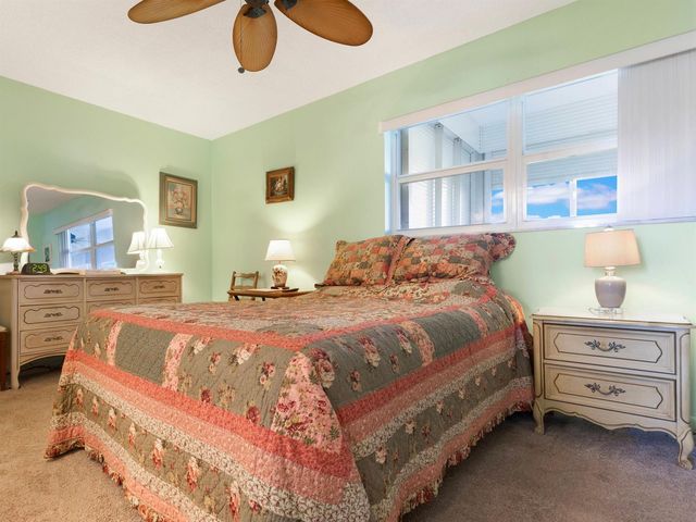 301 Circle Drive S 103, Boynton Beach, FL 33435
