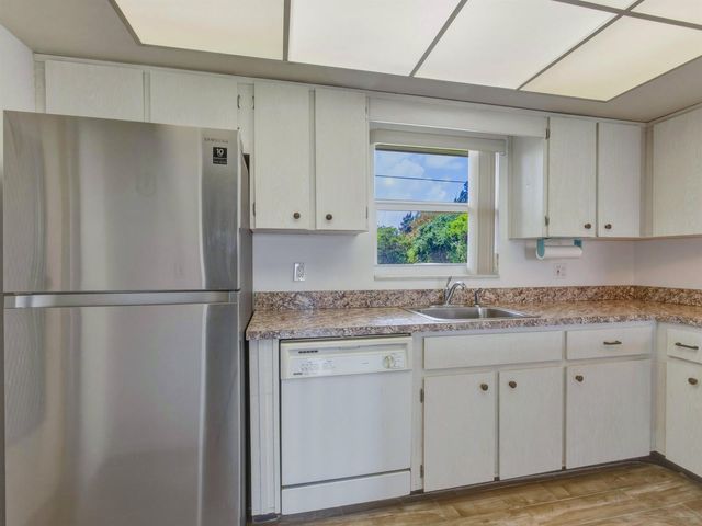 301 Circle Drive S 103, Boynton Beach, FL 33435
