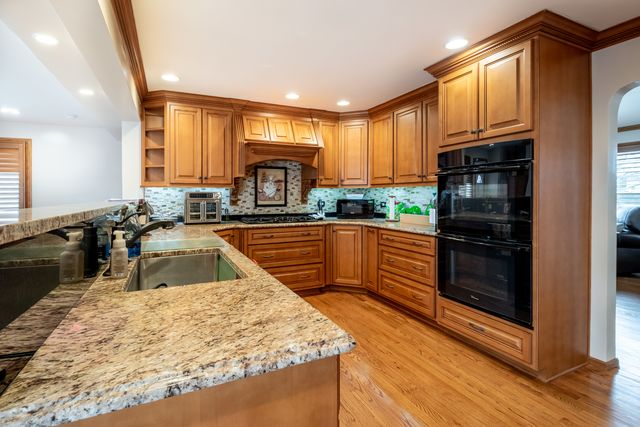 6759 W 91st Street, Oak Lawn, IL 60453