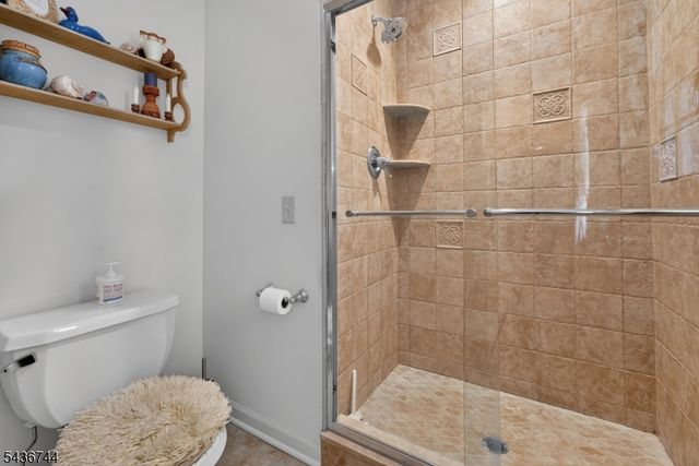 11 Doe Run, Franklin Twp., NJ 08867