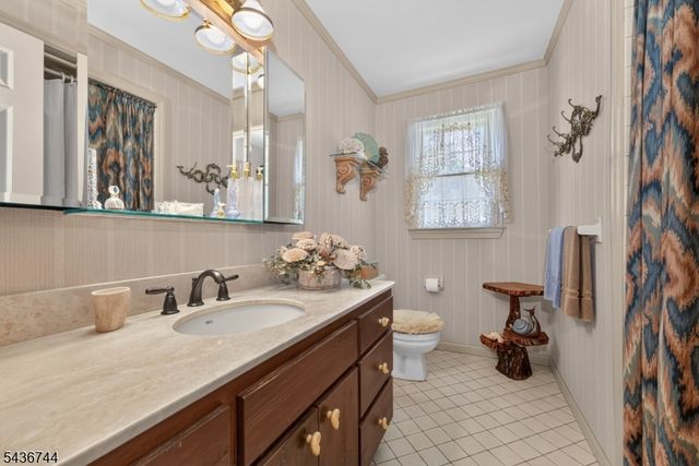 11 Doe Run, Franklin Twp., NJ 08867