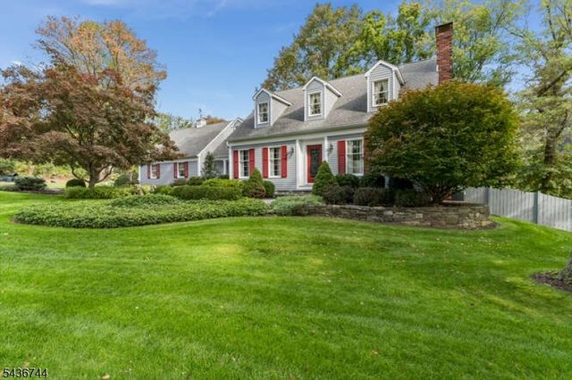 11 Doe Run, Franklin Twp., NJ 08867